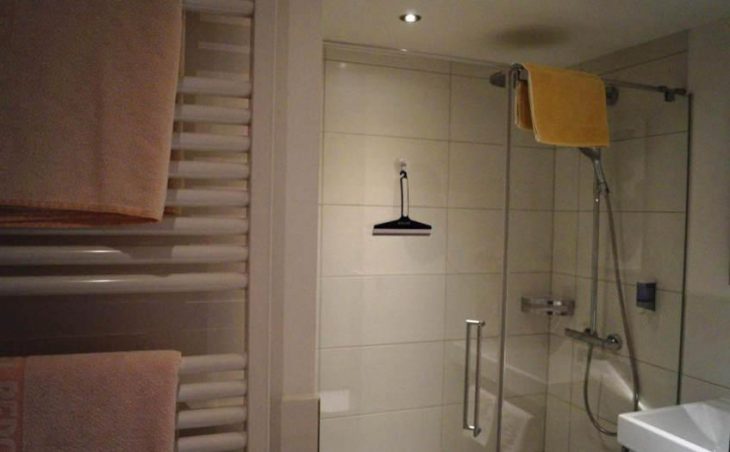 Hotel Wechselberger, Saalbach, Bathroom